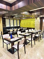 Golden Tulip Kukas Jaipur