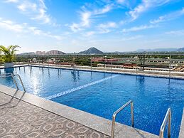 Golden Tulip Kukas Jaipur