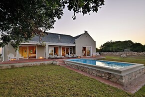 De Hoop Villa