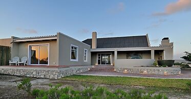 De Hoop Villa