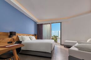 Sentido Amounda Bay