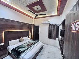 Hotel Shri Mohini Kunj Vindavan By HRG