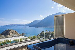 Celeste Bali Suites