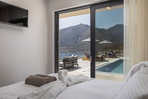 Celeste Bali Suites