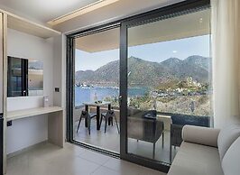 Celeste Bali Suites