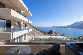 Celeste Bali Suites