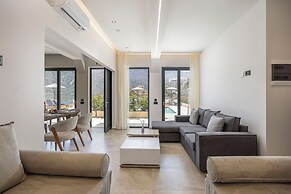 Celeste Bali Suites