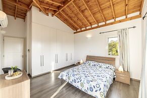 Rhodia Villa in Steni