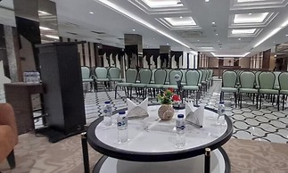Lawrence Solitaire Resort Nainital
