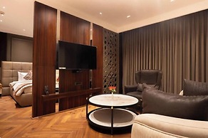 Lawrence Solitaire Resort Nainital
