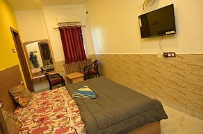 Nirmalya Guest House