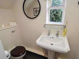 Holly Cottage