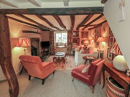 Holly Cottage