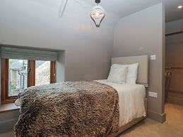 Tawny Cottage