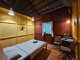 Ba Danh Homestay