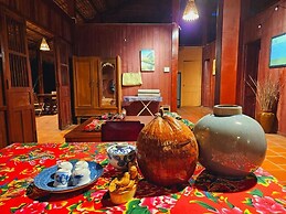 Ba Danh Homestay