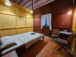 Ba Danh Homestay
