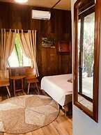 Ba Danh Homestay