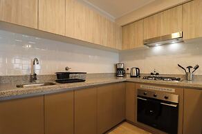 w Beautiful 2BR w Balcony in Miraflores