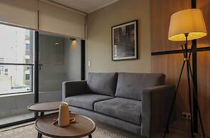 w Beautiful 2BR w Balcony in Miraflores