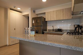 w Ravishing 2BR w Balcony in Miraflores
