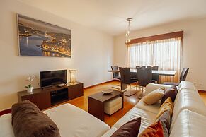 Downtown Deluxe 3 by Vacationy