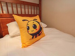 Bumblebee Cottage