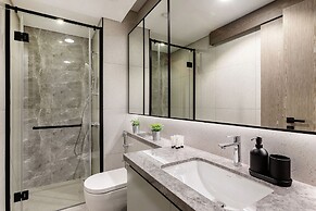 Stylish 1BR Apartment at Golf Gate
