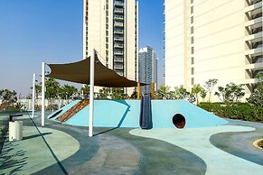 Stylish 1BR Apartment at Golf Gate