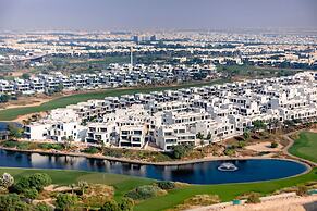 Stylish 1BR Apartment at Golf Gate