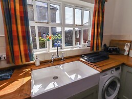 3 Christon Bank Mews