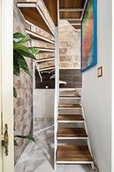 Traditional Townhouse - Rooftop Seaviews