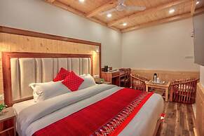 OnlyStay Surya Mall Road Manali