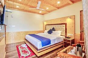 OnlyStay Surya Mall Road Manali