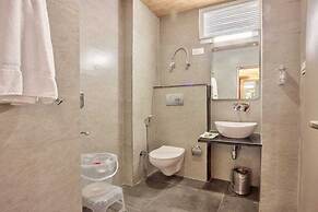 OnlyStay Surya Mall Road Manali