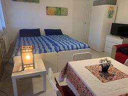 Onlyroomsrho