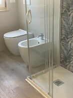 Onlyroomsrho