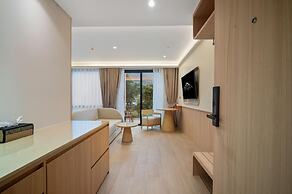 Wyndham 2229 Naiton Beach Studio Forrest View