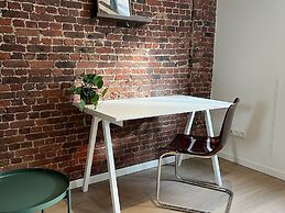 Bright Apartment in Bree With Terrace