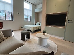 Bright Apartment in Bree With Terrace