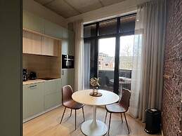 Bright Apartment in Bree With Terrace