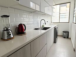 Exclusive Apartment with Private Terrace (1504)