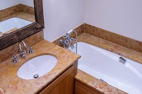 Spacious Apartment 4br/10p - Megeve Center