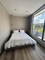 Roka Hotel