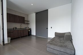 Roka Hotel
