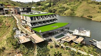 Roka Hotel