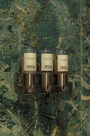 Roka Hotel