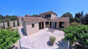 Relaxing Retreat Near Minerve