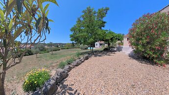 Relaxing Retreat Near Minerve
