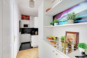 Luxury 2bdr/6p Apartment - Arc de Triomphe